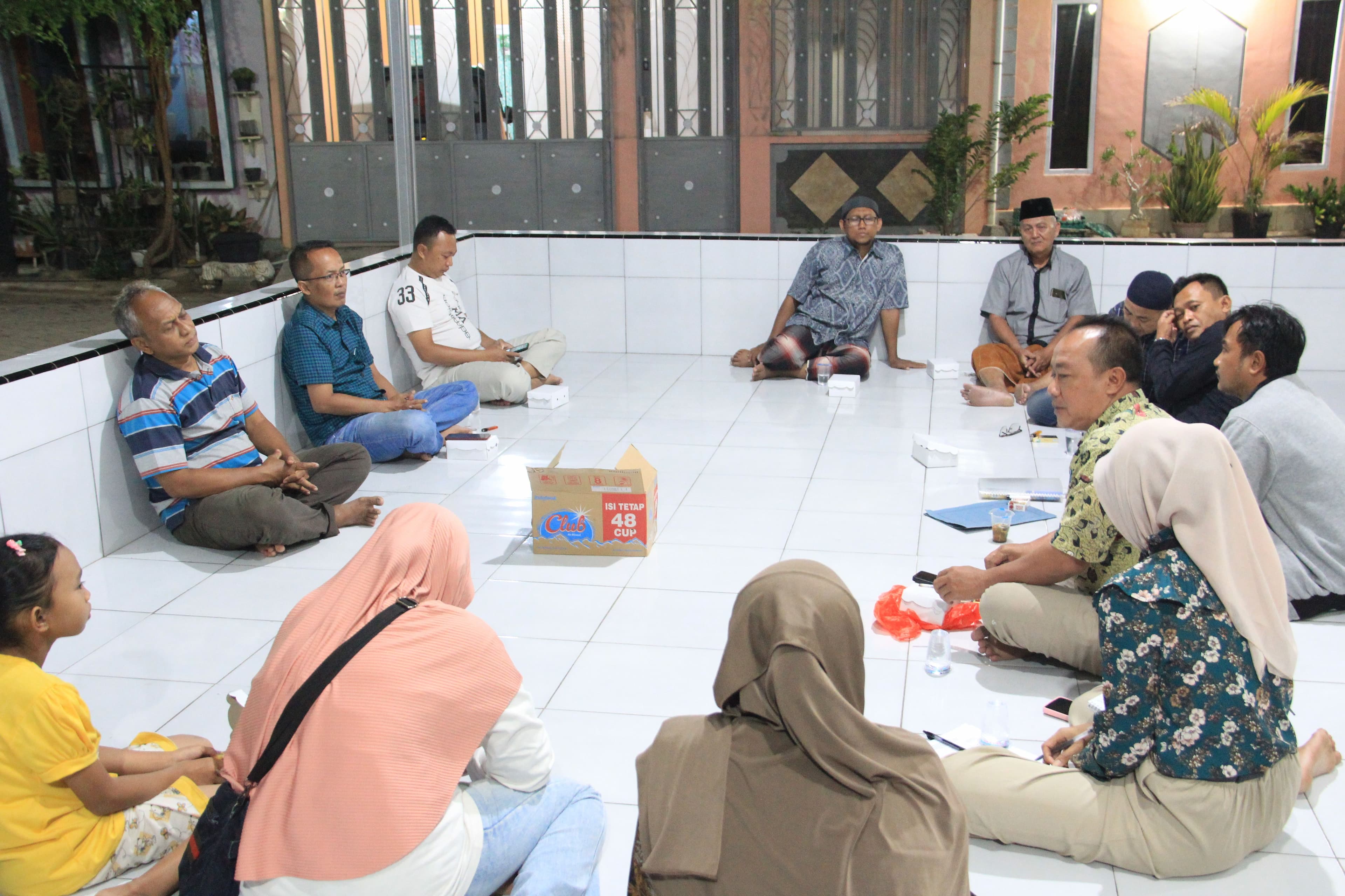 diskusi bersama masyarakat